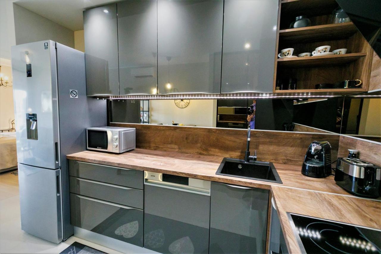 Luxury Apartment 4Seasons With Garage สปลิท ภายนอก รูปภาพ