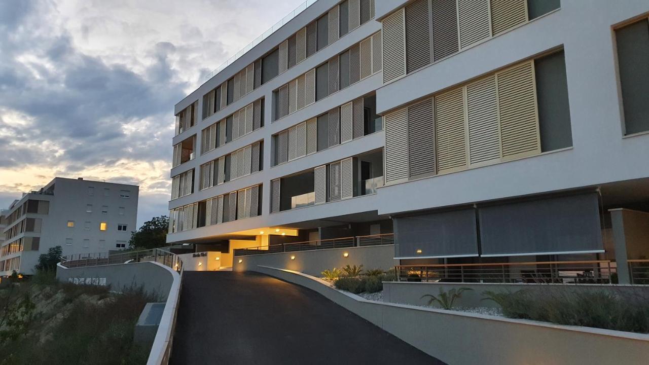 Luxury Apartment 4Seasons With Garage สปลิท ภายนอก รูปภาพ