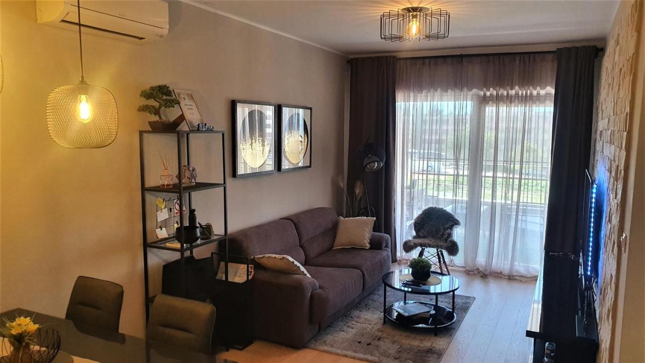 Luxury Apartment 4Seasons With Garage สปลิท ภายนอก รูปภาพ
