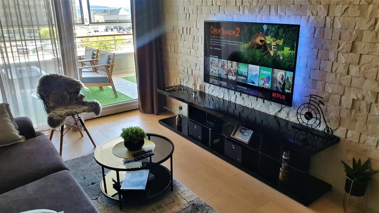 Luxury Apartment 4Seasons With Garage สปลิท ภายนอก รูปภาพ
